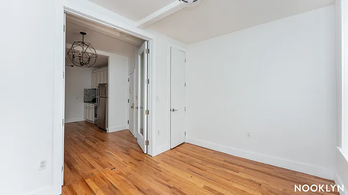 Rented by Nooklyn NYC LLC | media 8