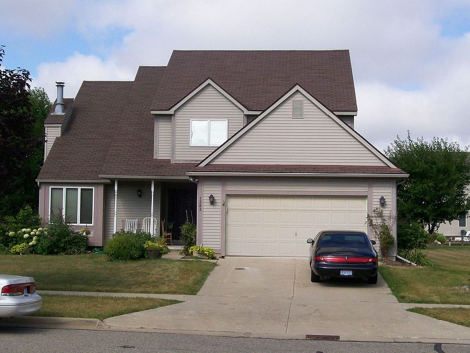 1st image of 1383 Maplewood Dr
