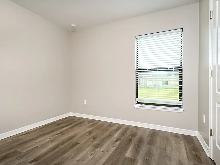 920 Wynnmere Walk Ave — Photo 13