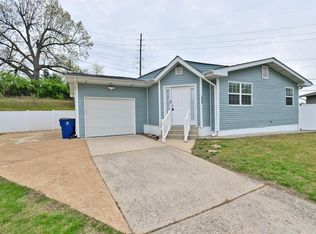 433 Aqua Ridge Ct, Saint Louis, MO 63129