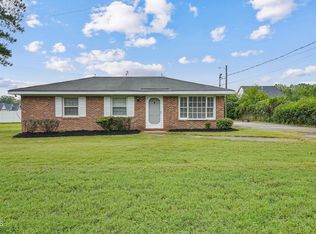 5005 Royal Acres Rd, Raleigh, NC 27610