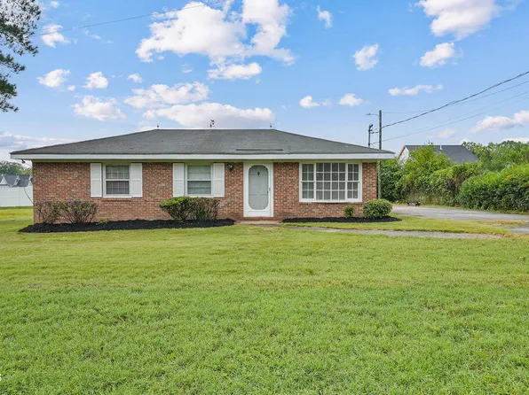 5005 Royal Acres Rd, Raleigh, NC 27610