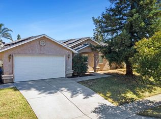 1567 Lacreta Ave, Madera, CA 93638