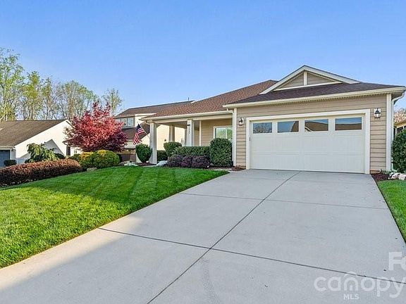 2nd image of 1225 Greenland Dr