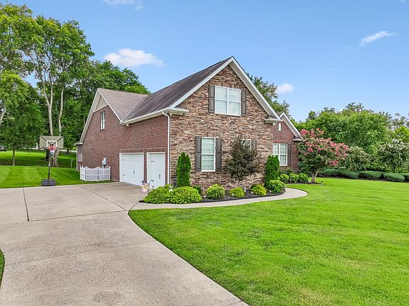 5th image of 305 Dandelion Dr