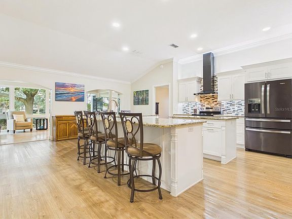 4th image of 925 RAMOS DRIVE