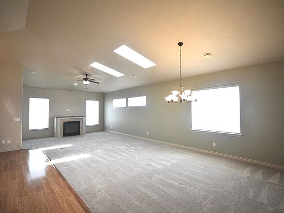 5th image of 6023 Vincenzo Dr