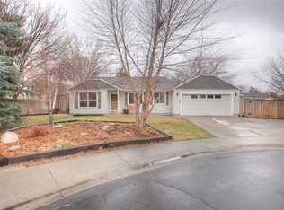 6123 Glencrest Ave, Garden City, ID 83714