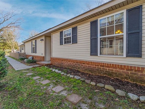 5th image of 1515 Ocean Garden St