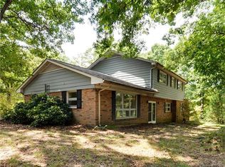 2025 Fair Forest Dr, Matthews, NC 28105
