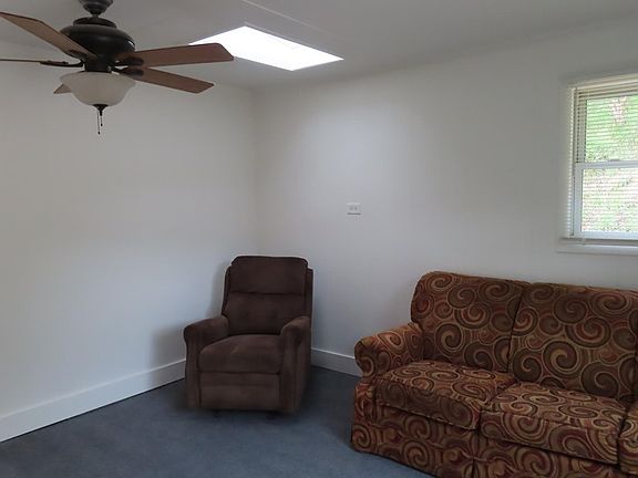5th image of 133 Reed Hollow Rd