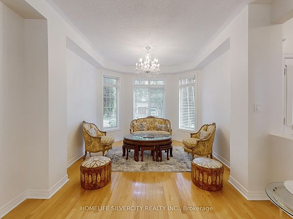 5th image of 6 Rouge Fairway St