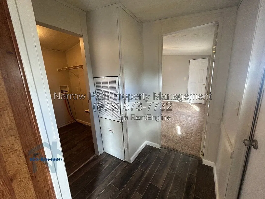 3 bed, 2.0 bath, $750 — Photo 3