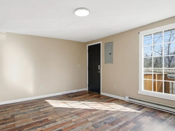 701 Peppers Ferry Rd Unit 1, Pulaski, VA 24301