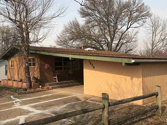 2nd image of 1424 N 9th St