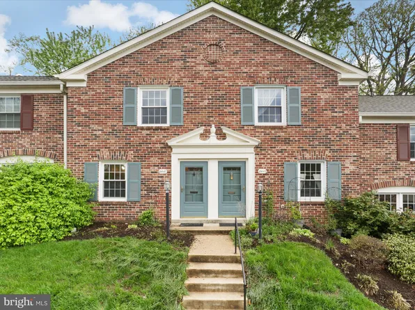 8441 Penshurst Dr #603, Springfield, VA 22152