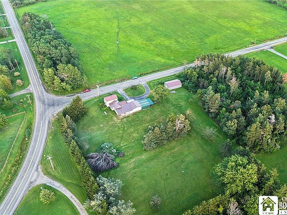2nd image of 5699 Wattlesburg Rd