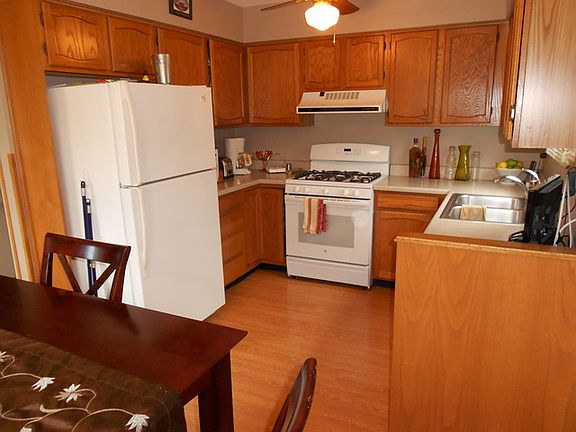 4th image of 660 Eichler Dr