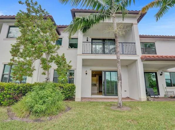 1601 SW 113th Avenue, Pembroke Pines, FL 33025
