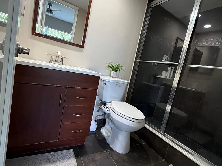 2751 N Palm Aire Dr #402 — Photo 42