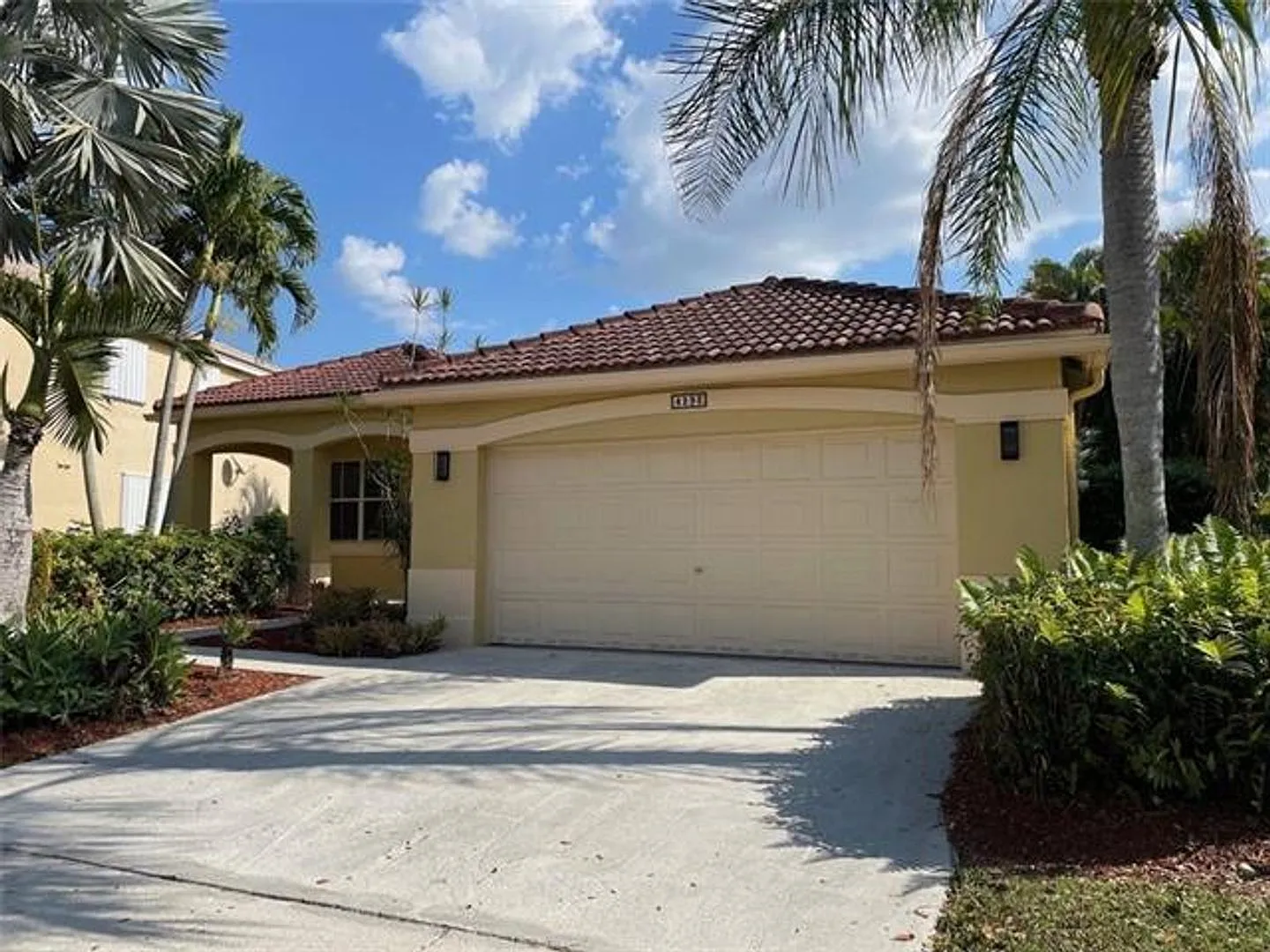 4293 Laurel Ridge Cir # 0, Weston, FL 33331 — Photo 4