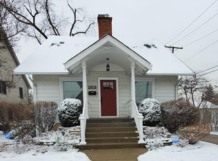 253 W Grantley Ave, Elmhurst, IL