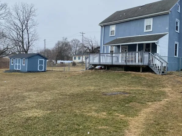 7 Saint Peters Rd, Macungie, PA 18062