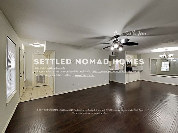 3rd image of 2427 Lakeview Cir