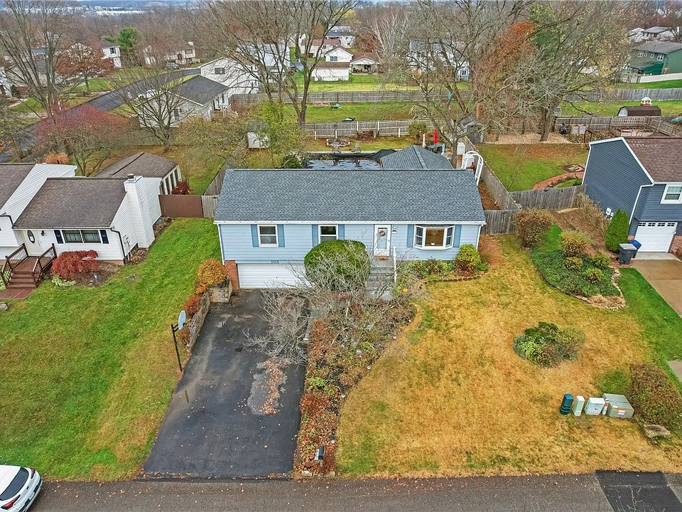 1st image of 103 McDonald Dr