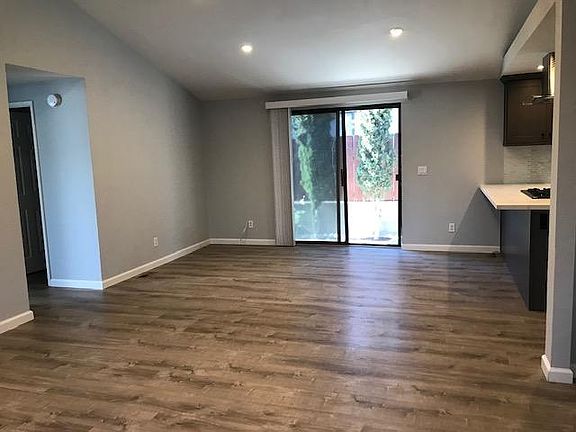 5th image of 14955 Avenida Venusto