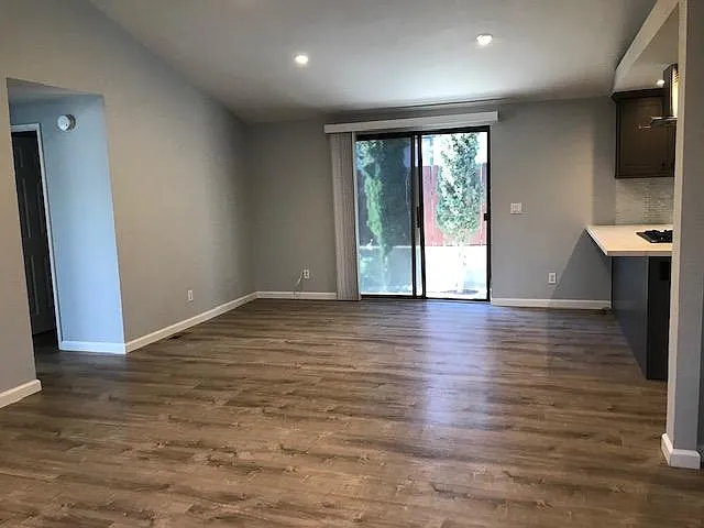 14955 Avenida Venusto — Photo 5