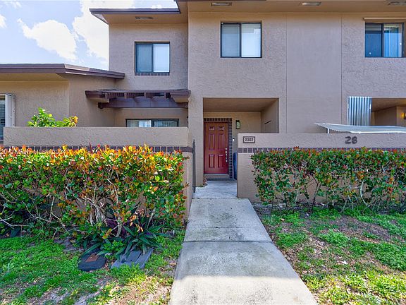 2nd image of 2302 NW 37th Ave