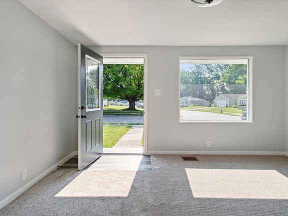 4th image of 3535 Woldhaven Dr