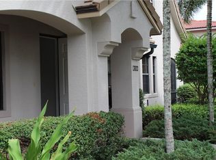 1367 Artesia Dr E Unit 302, Naples, FL 34113