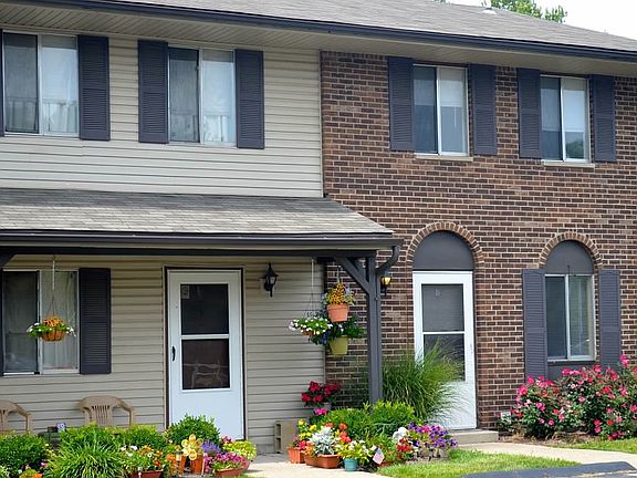 2nd image of 5124 Ocala Dr APT C