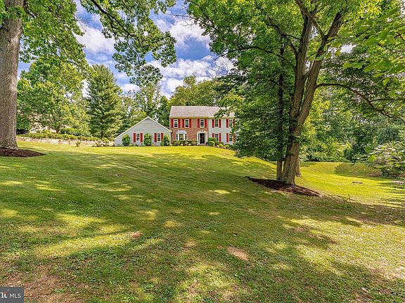 5th image of 119 Cloverly Ln