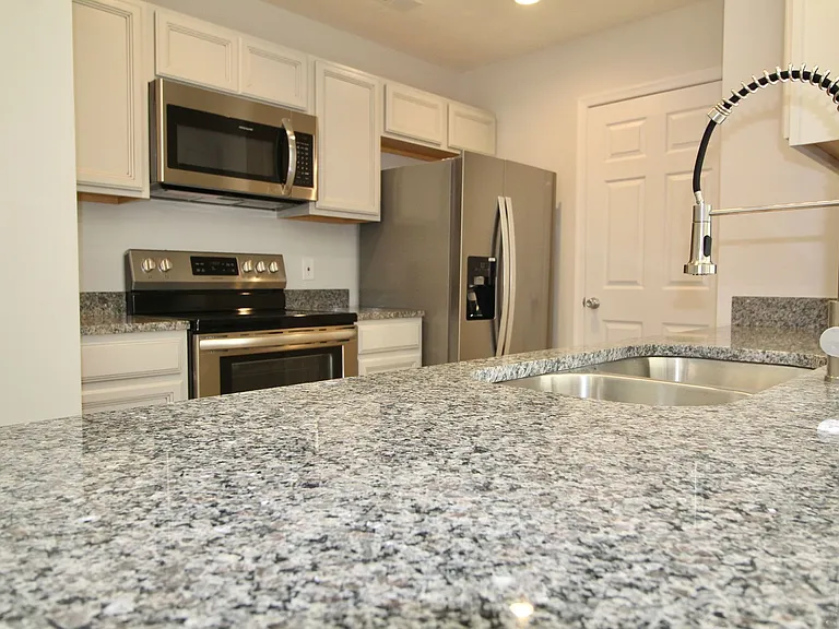 3015 Locust Grove Ct — Photo 10
