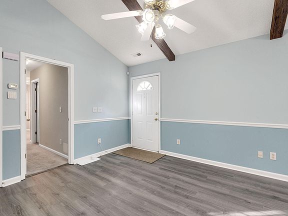 3rd image of 4216 Beacon Heights Dr