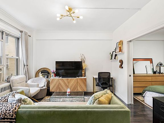 4th image of 220 Madison Ave APT 12-D