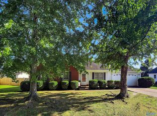 104 Ed Milner Dr, New Market, AL 35761