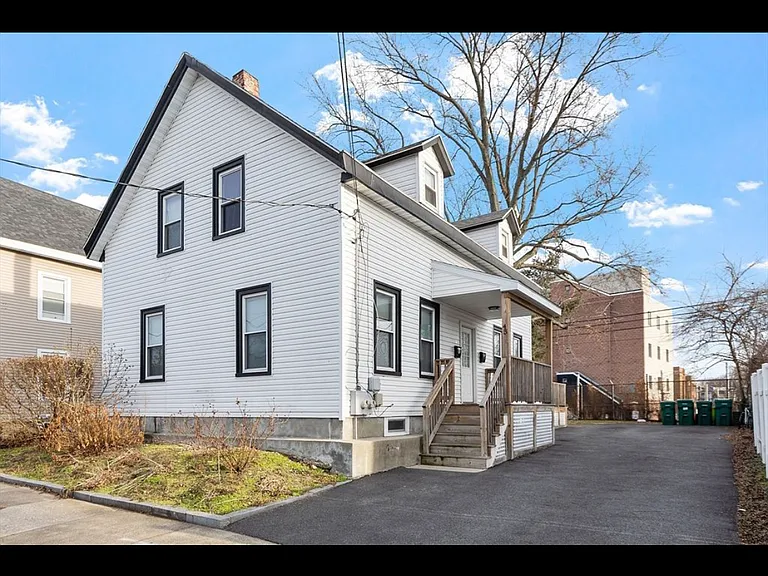 45 School St #2 — Photo 8