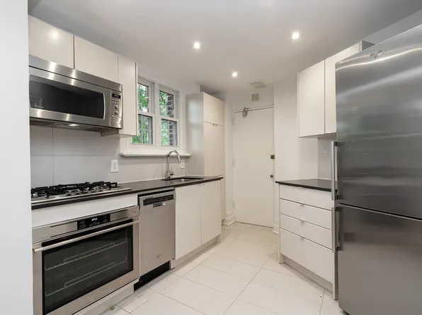 2875 Yonge St #50001A-1, Toronto, ON M4N 2J5