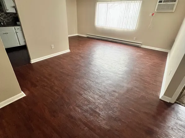 Hamburg Heights, 3580 Sowles Rd APT 308, Hamburg, NY 14075