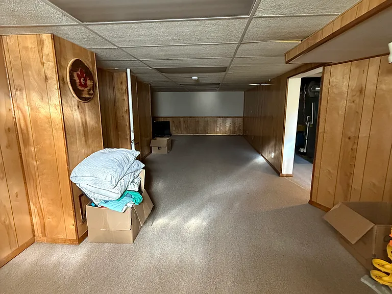 201 Siegfried Dr — Photo 12
