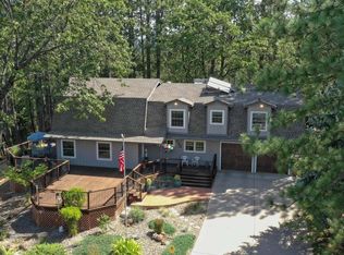 15130 Sherwood Forest Rd, Oak Run, CA 96069