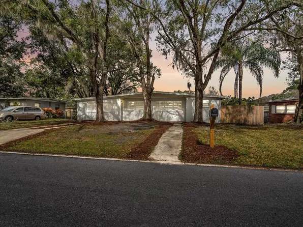 512 E Langford Dr, Plant City, FL 33563