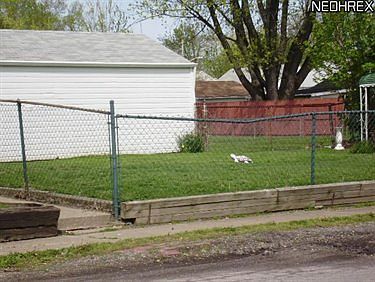4th image of 12804 Longmead Ave