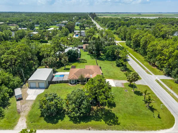 17970 91ST Place N, The Acreage, FL 33470