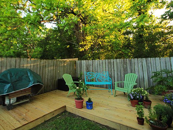 Private fenced yard