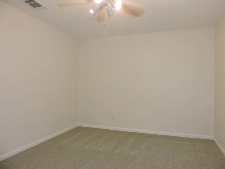 1625 Chippeway Ln — Photo 24